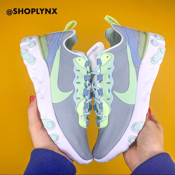 ♥️SOLD♥️Nike React Element 55 Gray Sneaker - Picture 4 of 8
